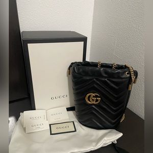GG Marmont mini bucket bag